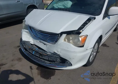 2014 Chrysler Town & Country Touring z USA, uszkodzony, nr VIN 2C4RC1BG7ER404280